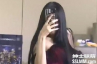 抖音丨酸角大王 门槛定制福利 超短裙感丝袜大长腿 [17V/1.9GB]