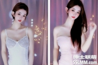 斗鱼丨十七岁的软软 高颜值美女经典舞蹈精选 [12V/1.1GB]